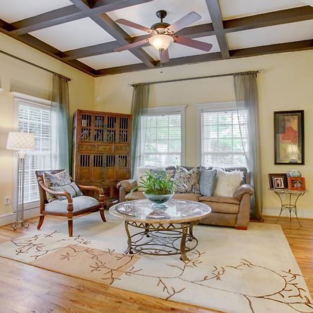 Sleeps16, Spacious Home, Close To Downtown, Beltline, And Walk To Restaurants, 75" Tv, 2 Person Jacuzzi, Ping Pong Atlanta Exterior foto